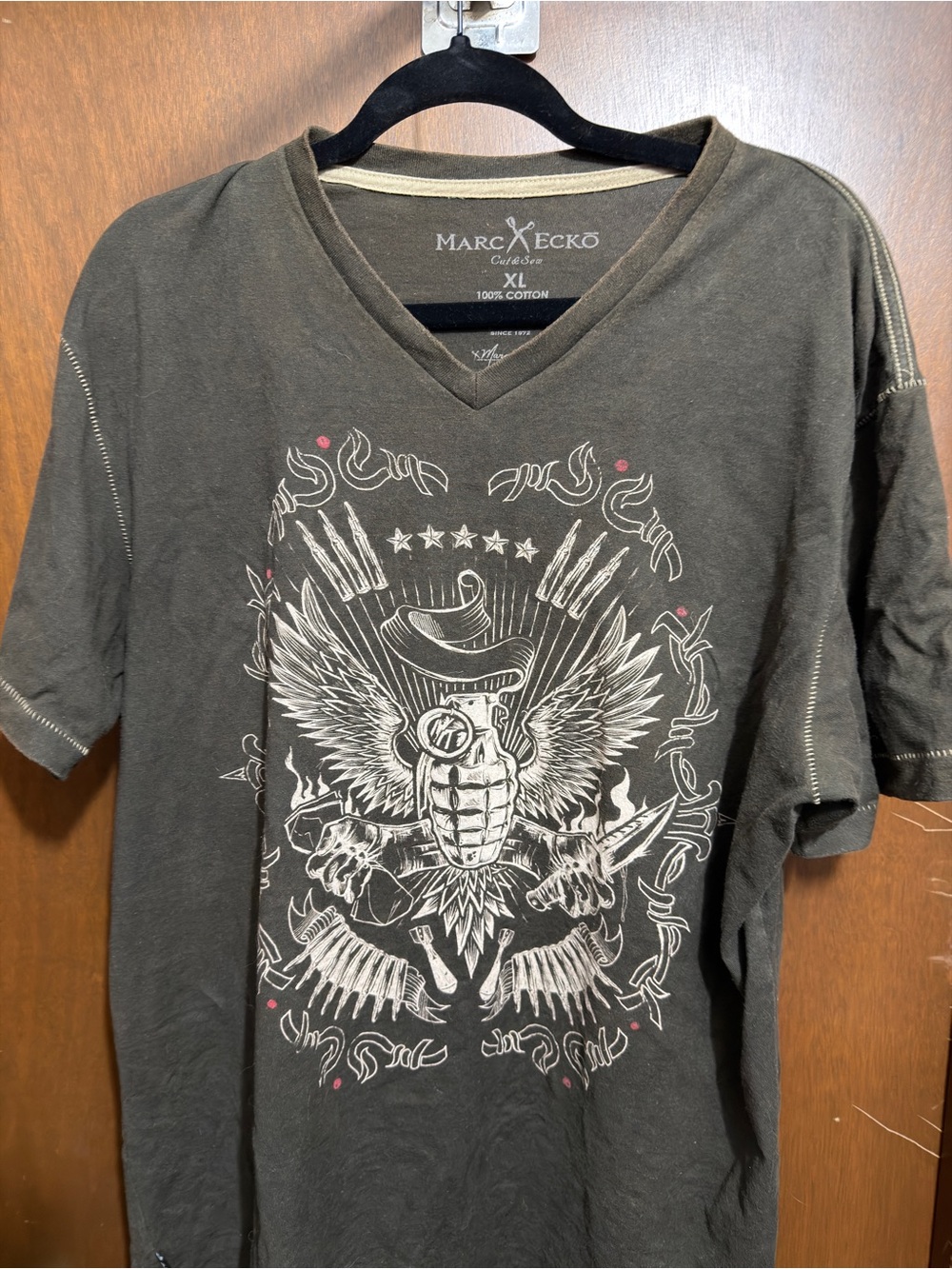 Vintage Marc Ecko Cut & Sew Y2K Graphic V-Neck Tee Brown XL